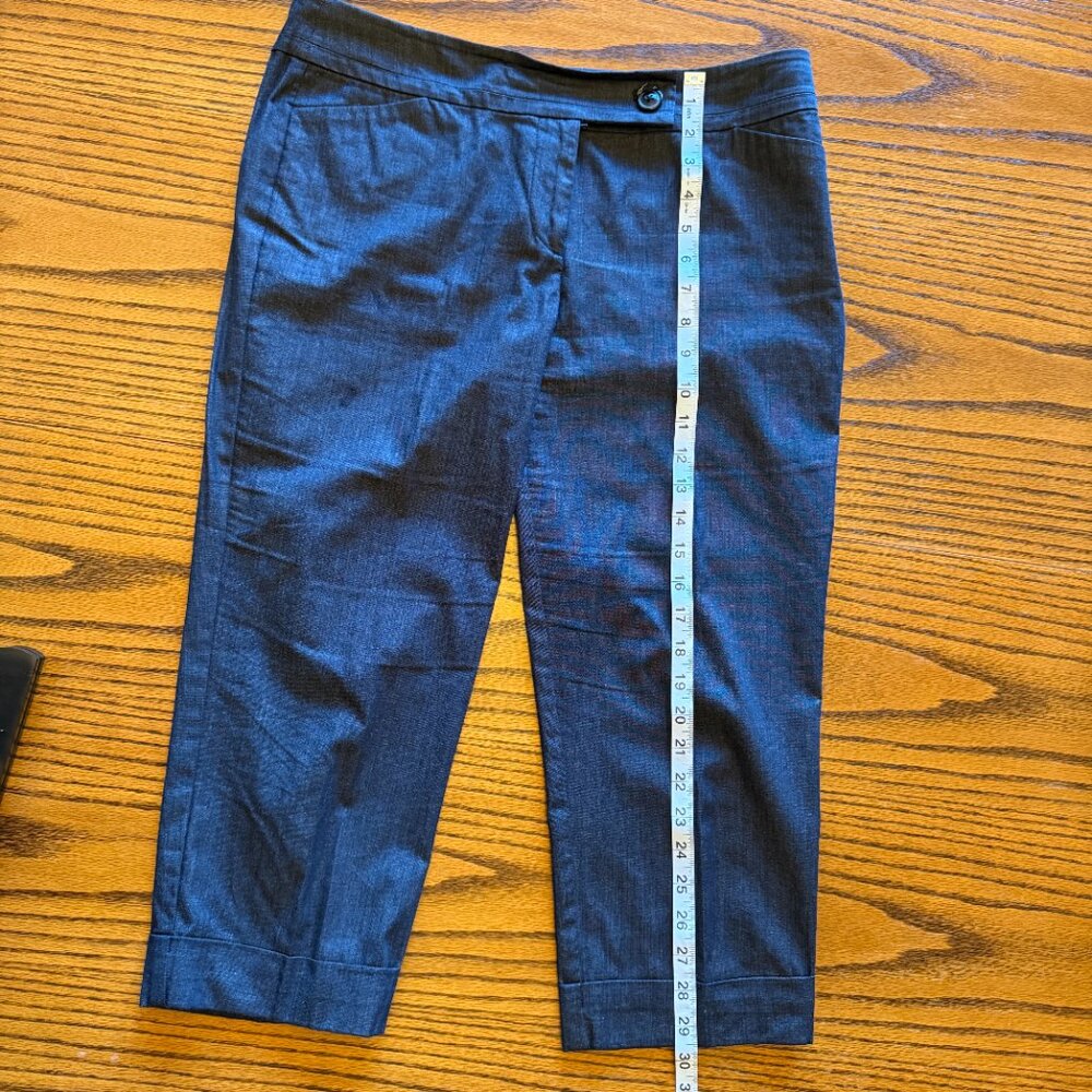 Ann Taylor Cotton Blend Dark Wash Denim Crop Pants - Size 8P - Picture 5 of 6